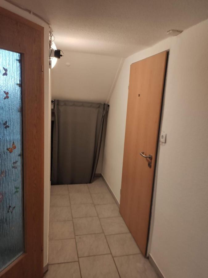 Schönes einfaches zentrales Zimmer in Oldenburg Exterior foto