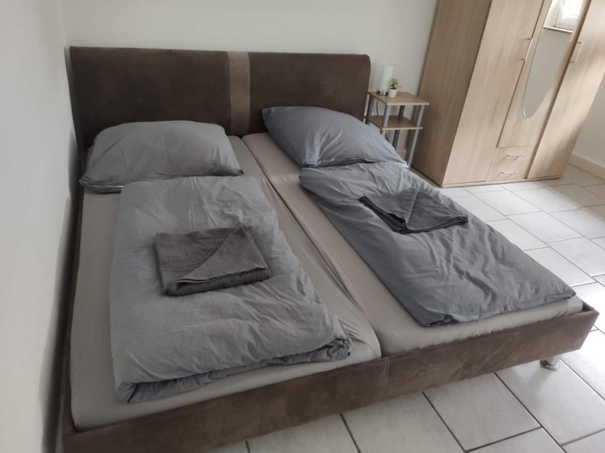 Schönes einfaches zentrales Zimmer in Oldenburg Exterior foto