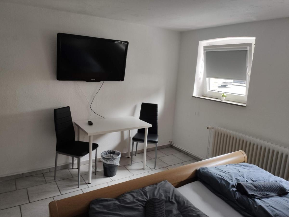 Ferienwohnung Schönes einfaches zentrales Zimmer in Oldenburg Exterior foto