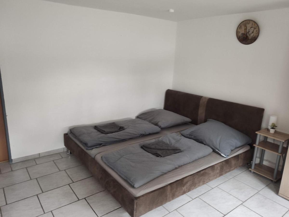 Schönes einfaches zentrales Zimmer in Oldenburg Exterior foto